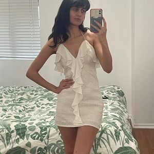 ❌DONATED❌ MOVING SALE TJD White Mini